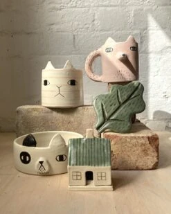 Donna Wilson X Cécile Dumetier Digby Dog Shaped Bowl - Donna Wilson X Cécile Dumetier 9 Donna Wilson X Cécile Dumetier Digby Dog Shaped Bowl - Donna Wilson X Cécile Dumetier -Happy Gift Store Ceramic Donna Wilson x Cecile Dumetier 1 scaled 1