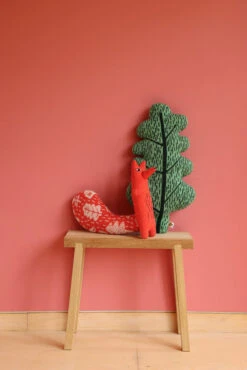 Donna Wilson Leaf Shaped Cushion - Green -Happy Gift Store DW20 Cyril Squirrel Fox and Leaf Shaped Cushion Donna Wilson