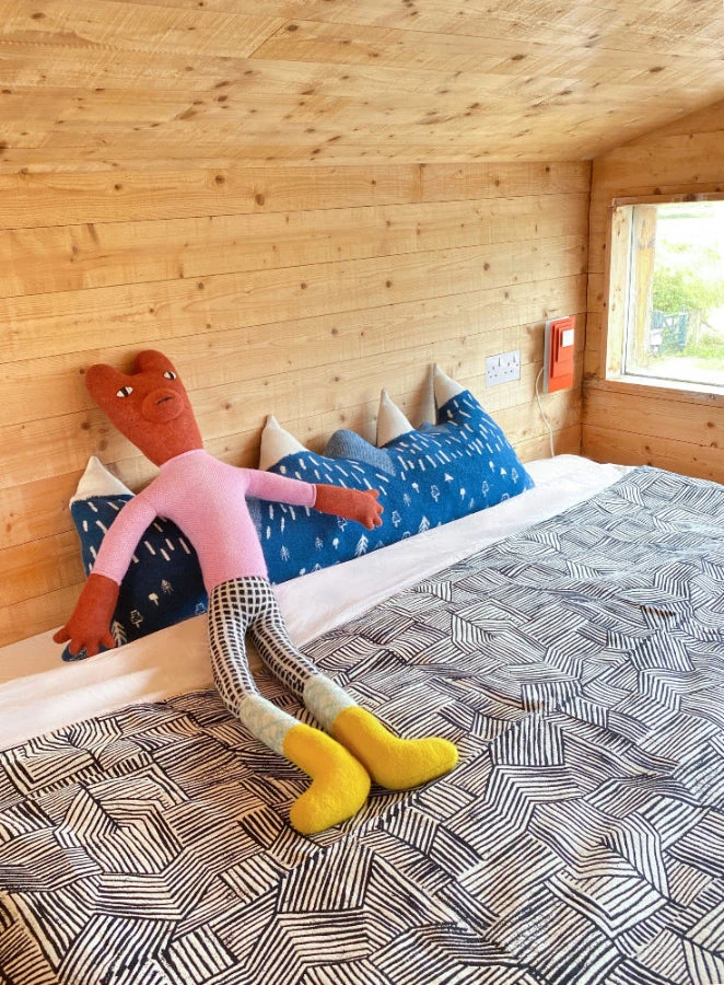 Donna Wilson Mini Giant Creature - Brown Bear 3 Donna Wilson Mini Giant Creature - Brown Bear