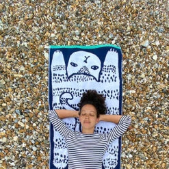 Donna Wilson Cat Bath Towel -Happy Gift Store Donna Wilson AW20 Cat Towel 2