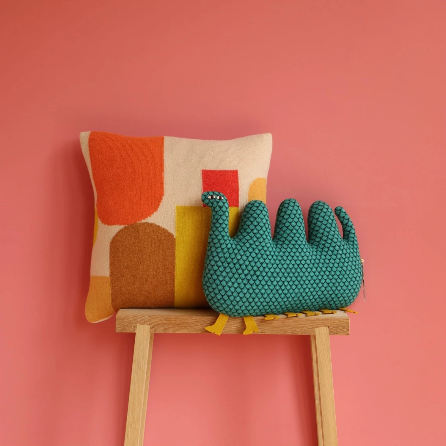 Donna Wilson Nessa 4 Donna Wilson Nessa - Image 2