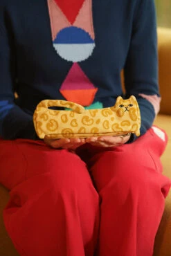 Donna Wilson Lenny Leopard Pencil Case 8 Donna Wilson Lenny Leopard Pencil Case -Happy Gift Store LeopardPencilCase S1 SS25 Heks LoRes