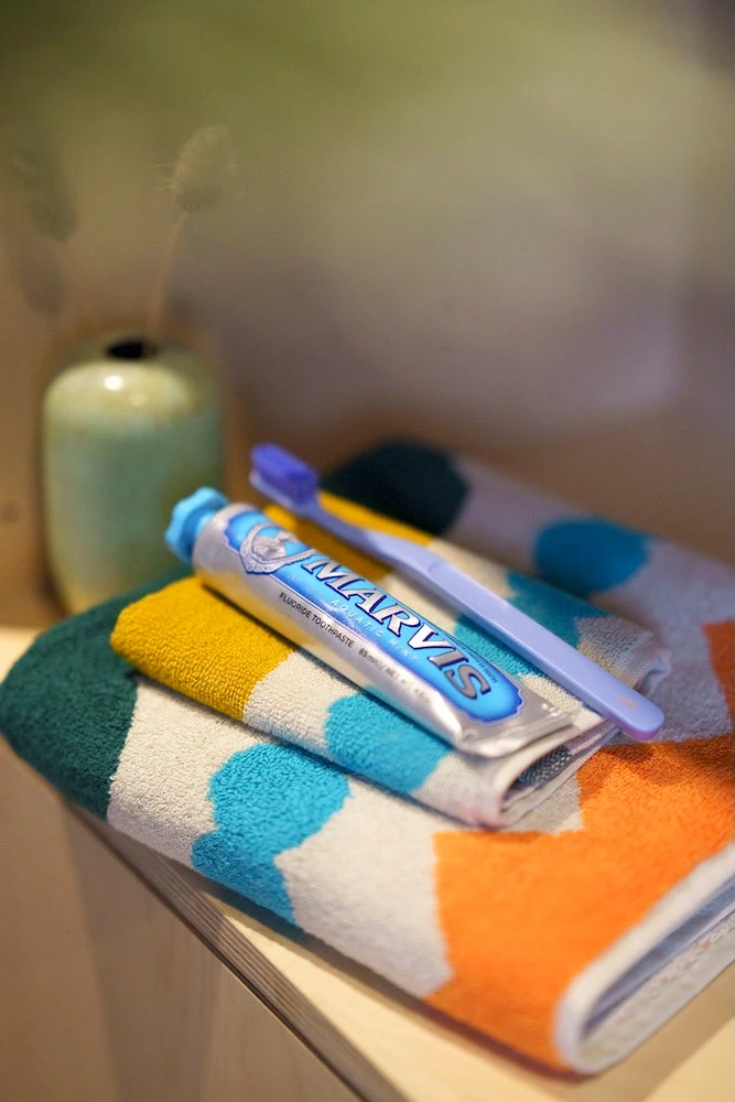 Donna Wilson Mixed Fizz Bath Towel Set 9 Donna Wilson Mixed Fizz Bath Towel Set - Image 8