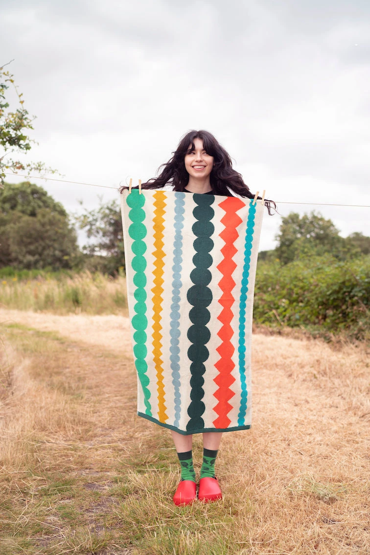 Donna Wilson Mixed Fizz Bath Towel 4 Donna Wilson Mixed Fizz Bath Towel - Image 2