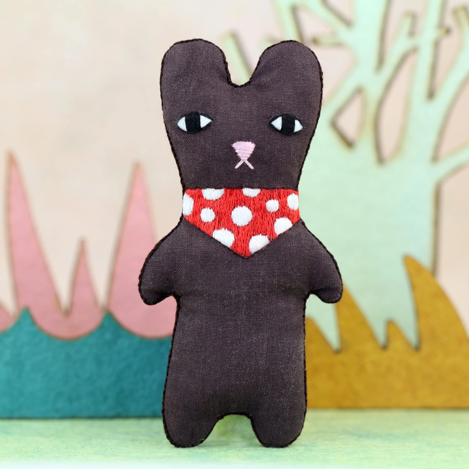 Donna Wilson Make Your Own Bibi Bear Kit - Kiriki Press 4 Donna Wilson Make Your Own Bibi Bear Kit - Kiriki Press - Image 2