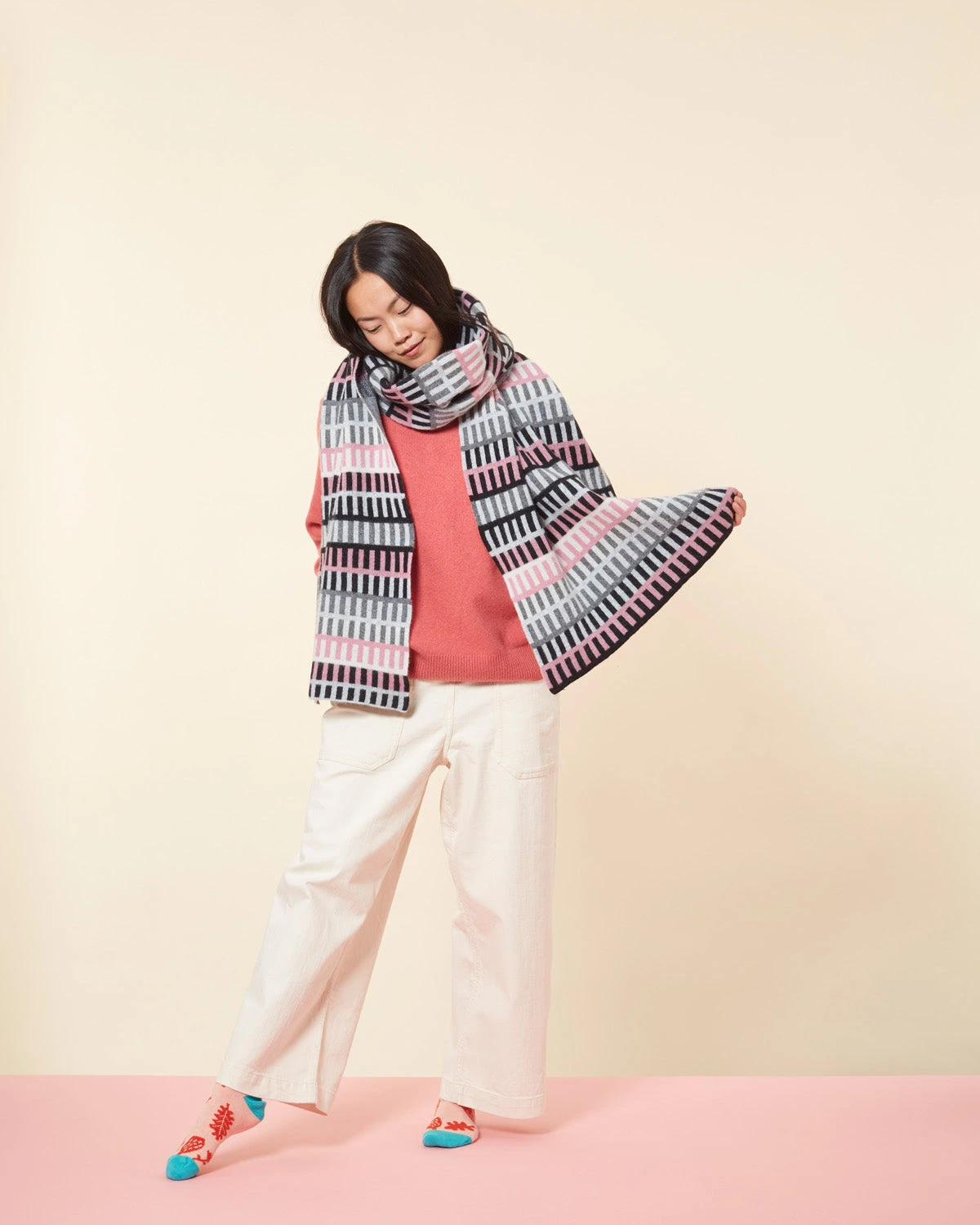 Donna Wilson Shiel Scarf - Tea Rose 3 Donna Wilson Shiel Scarf - Tea Rose - Image 2