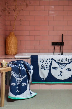 Donna Wilson Cat Bath Towel -Happy Gift Store Towels Cat Towel Set Donna Wilson copy 2